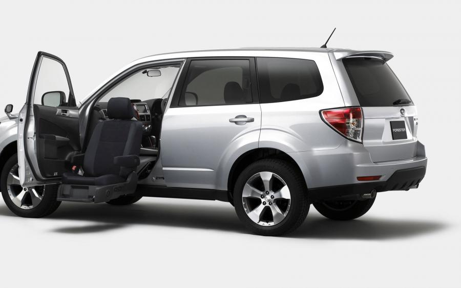  Subaru Forester 2009 года  (фото 7 из 156)